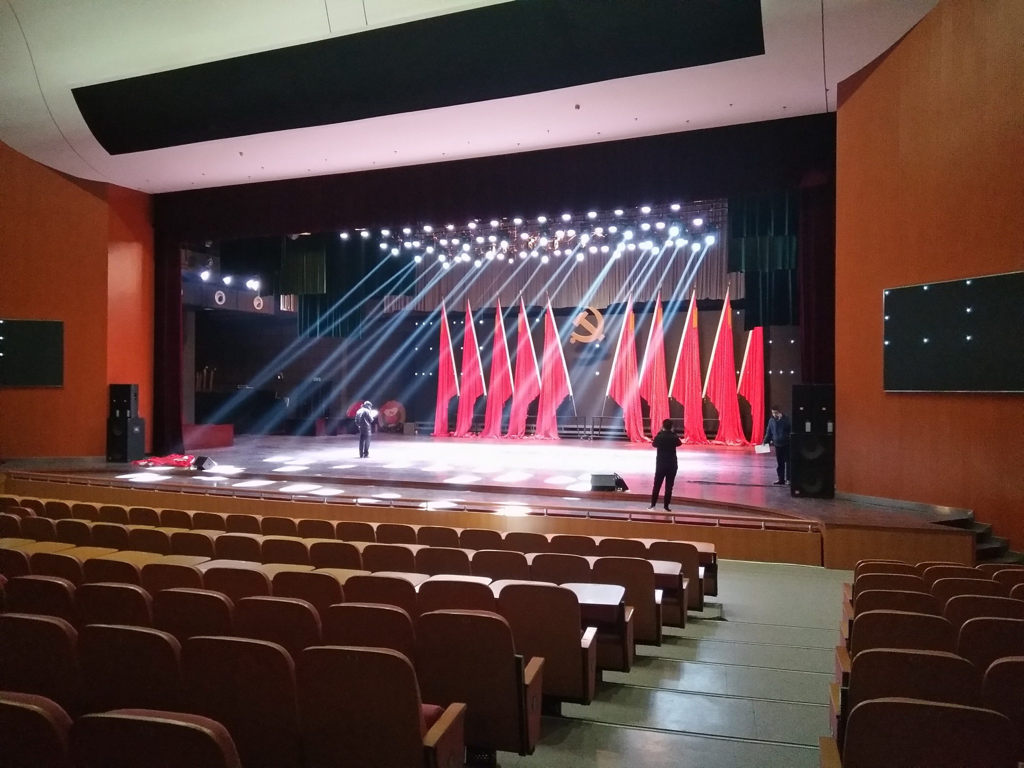 白銀【金舞臺智能】專業(yè)舞臺機(jī)械十年升降舞臺廠家直銷